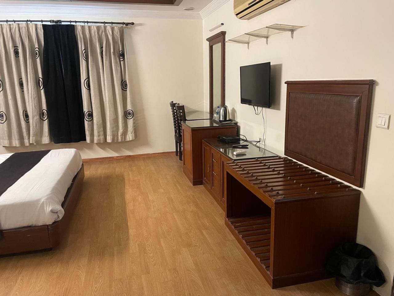 Residency Stay Inn New Delhi Exterior photo